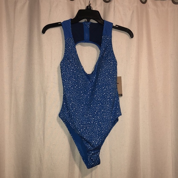 NWT Nike Water Dots Open Back One-Piece Swimsuit - Picture 1 of 11